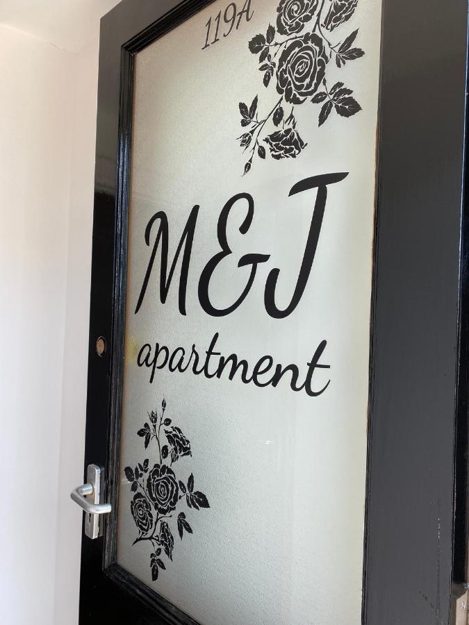 M&J Apartment แบล็คพูล ภายนอก รูปภาพ